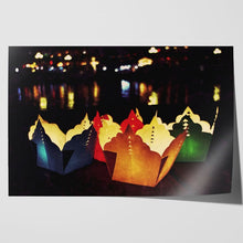 Load image into Gallery viewer, Floating Lanterns Hoi An River