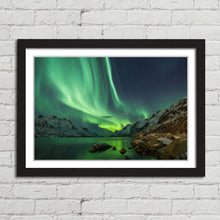 Load image into Gallery viewer, Aurora Borealis Fjords Tromso