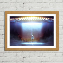 Load image into Gallery viewer, Close Encounter Alien Flying Saucer