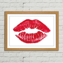 Load image into Gallery viewer, Red Lips Kiss