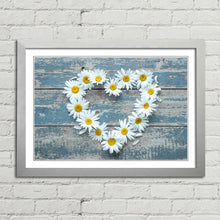 Load image into Gallery viewer, Daisy Flowers Heart Shape