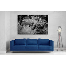 Load image into Gallery viewer, Army Soldier with Gun