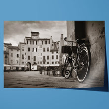 Load image into Gallery viewer, Piazza dell Anfiteatro Lucca Bike