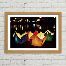 Load image into Gallery viewer, Floating Lanterns Hoi An River