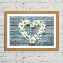 Load image into Gallery viewer, Daisy Flowers Heart Shape