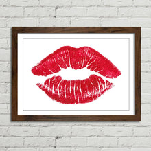 Load image into Gallery viewer, Red Lips Kiss
