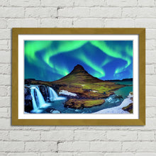 Load image into Gallery viewer, Northern Lights Kirkjufell