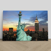 Load image into Gallery viewer, Statue of Liberty New York Skyline