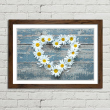 Load image into Gallery viewer, Daisy Flowers Heart Shape