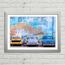 Load image into Gallery viewer, Old American Cars in Havana