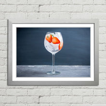 Load image into Gallery viewer, Gin Glass with Strawberry and Ice