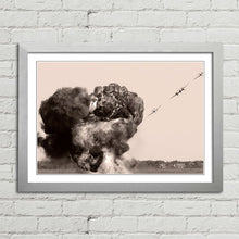 Load image into Gallery viewer, Aeroplanes Aerial Bombardment