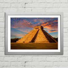 Load image into Gallery viewer, Chichen Itza Mexico Aztec Mayan
