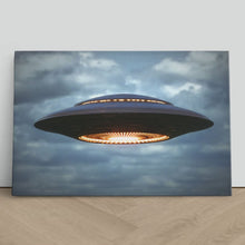 Load image into Gallery viewer, Antique Flying Saucer UFO