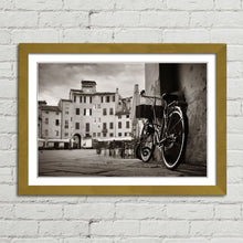 Load image into Gallery viewer, Piazza dell Anfiteatro Lucca Bike