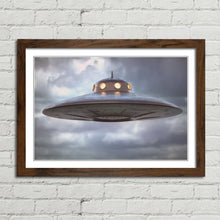Load image into Gallery viewer, Antique UFO Flying Saucer