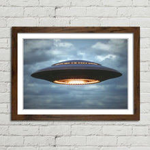 Load image into Gallery viewer, Antique Flying Saucer UFO