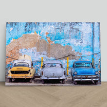 Load image into Gallery viewer, Old American Cars in Havana