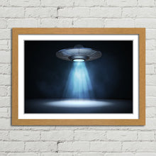 Load image into Gallery viewer, UFO Alien Spaceship Light Beam