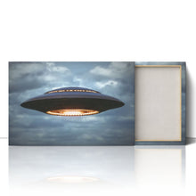 Load image into Gallery viewer, Antique Flying Saucer UFO