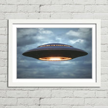 Load image into Gallery viewer, Antique Flying Saucer UFO