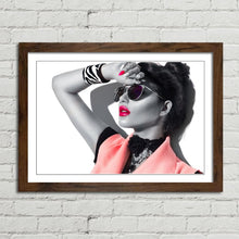 Load image into Gallery viewer, Glamour Fashion Model Sunglasses