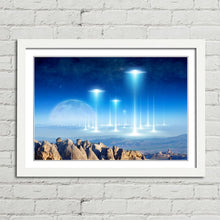 Load image into Gallery viewer, Alien Arrival Flying Saucer