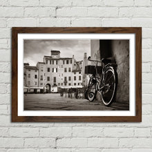 Load image into Gallery viewer, Piazza dell Anfiteatro Lucca Bike