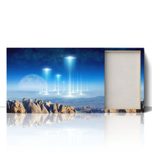 Load image into Gallery viewer, Alien Arrival Flying Saucer