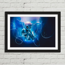 Load image into Gallery viewer, Alien with Tubes Inside Tank