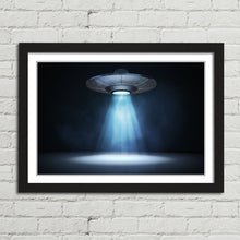 Load image into Gallery viewer, UFO Alien Spaceship Light Beam
