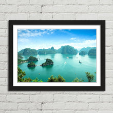 Load image into Gallery viewer, Halong Bay UNESCO Heritage Site
