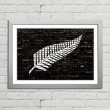 Load image into Gallery viewer, New Zealand Silver Fern Flag Paint
