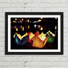 Load image into Gallery viewer, Floating Lanterns Hoi An River
